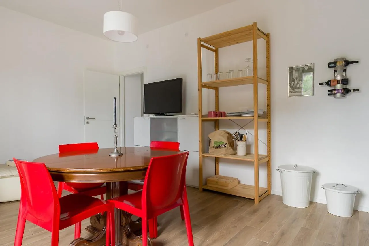 Lavinia Home Made Apartment ヴェローナ
